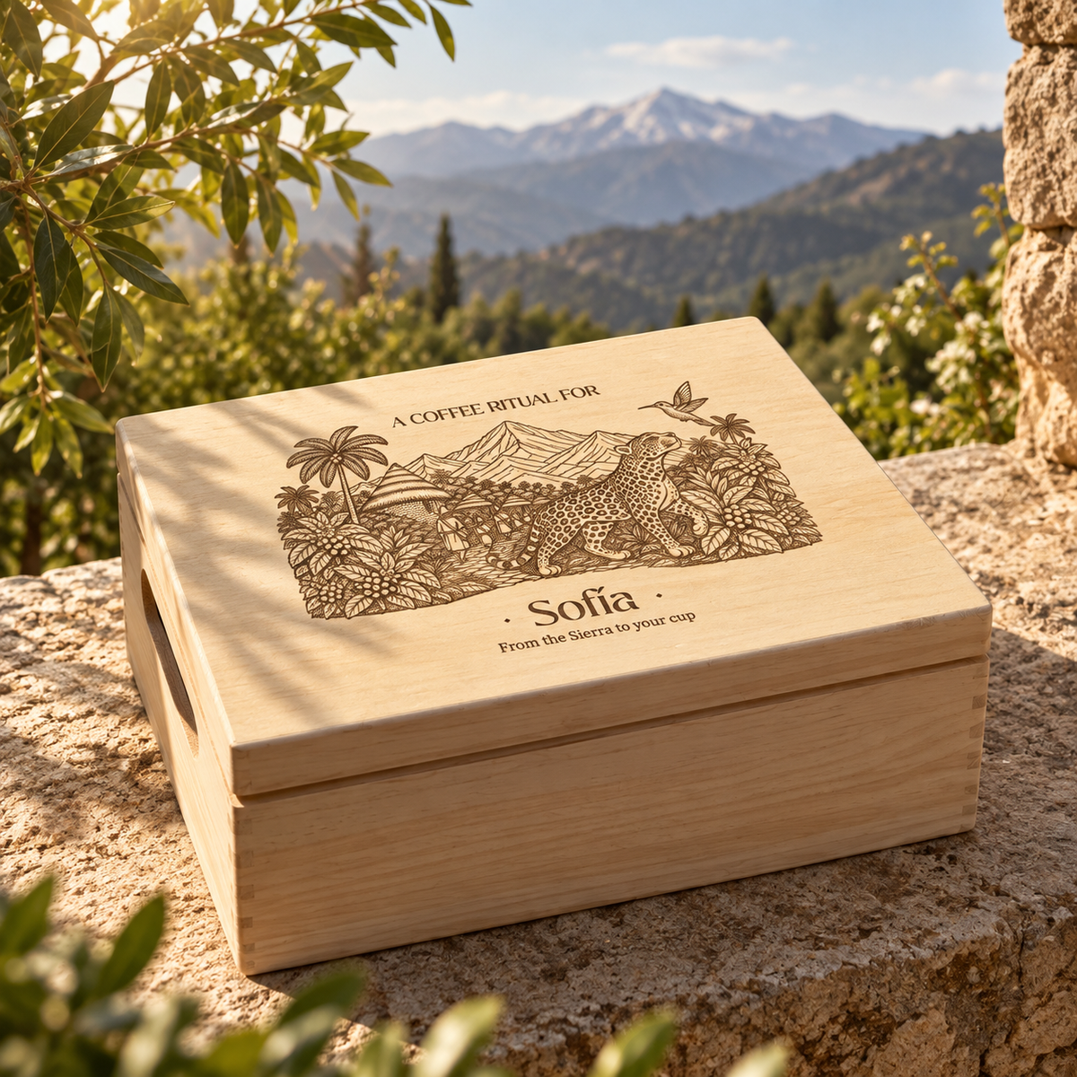 Kaffee aus der Sierra in einer personalisierten Holzbox. Sofiara Ritual Box - Personalisierte Kaffee-Geschenkbox